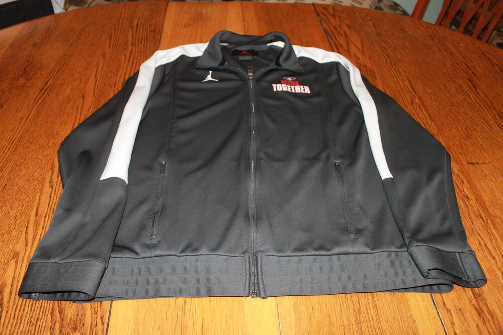 Chicago Bulls Jacket Mens XL Black White NBA Basketball Better Together Jordan